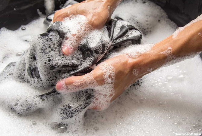روش صحیح شستن لباس بدون رنگ و آب رفتن