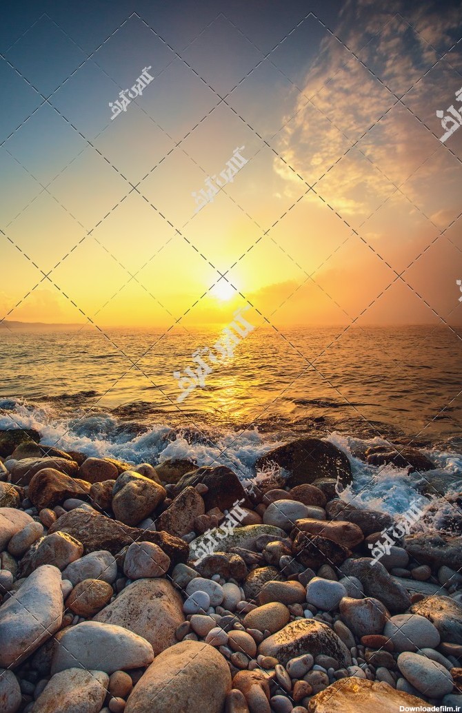 عکس سنگ و ساحل دریا