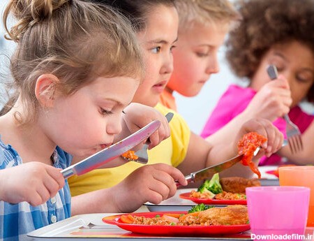 کودکان این ۷ خوراکی را هرگز نباید مصرف کنند - همشهری آنلاین
