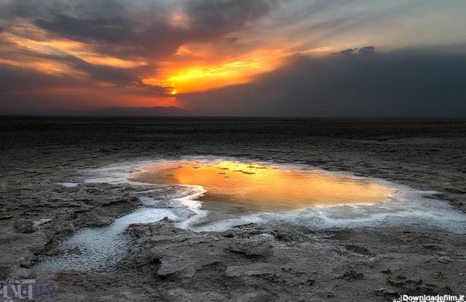 "غروب" غم انگیز دریاچه ی ارومیه