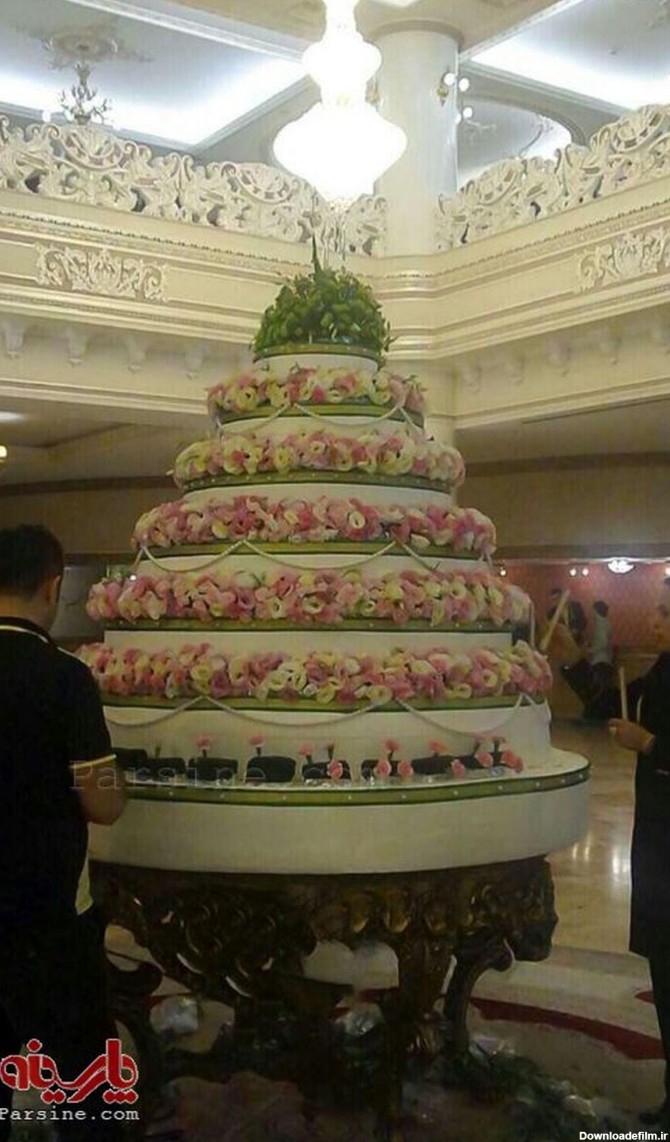 عکس:کیک تولد برای امام رضا(ع) در یکی از هتل های مشهد