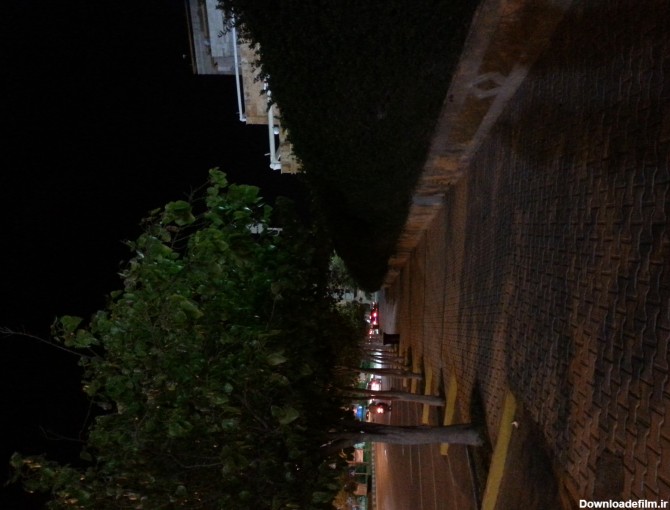 قدم زندن تو خیابون خلوت - عکس ویسگون