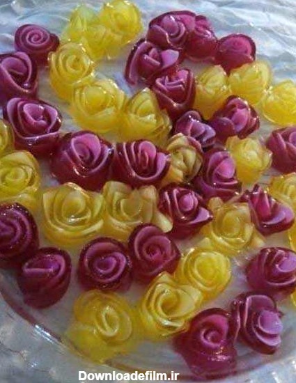 طرز تهیه ژله رولی گل رز دو رنگ