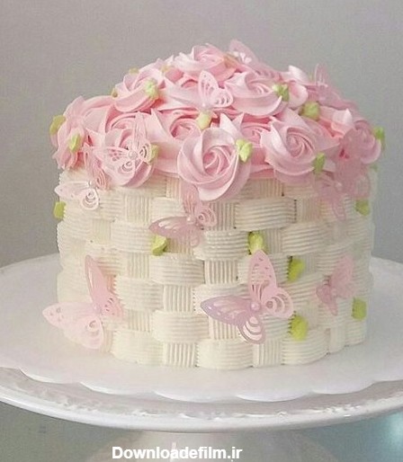 کیک تولد شیک و ساده با طرح گل رز