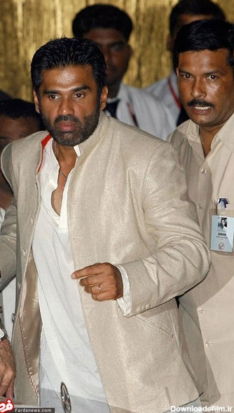 تصویر دستگیر شدن « Suniel Shetty» کارگردان هندی به جرم چک بی محل