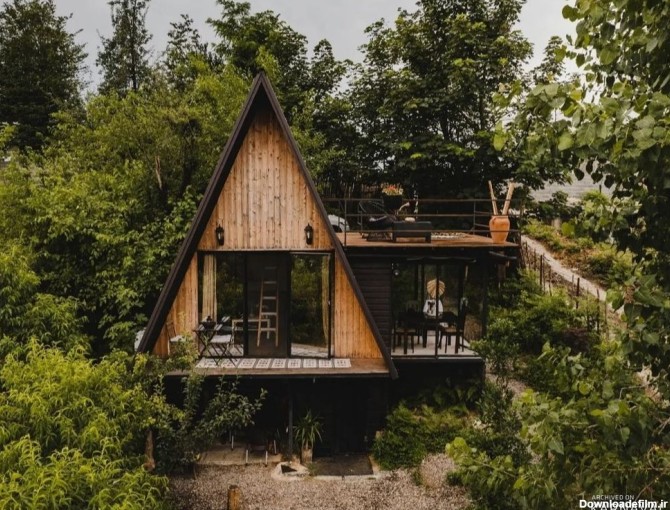 کلبه سوئیسی تارا با منظره‌ای از شالیزار و جنگل | قیمت عکس و ...