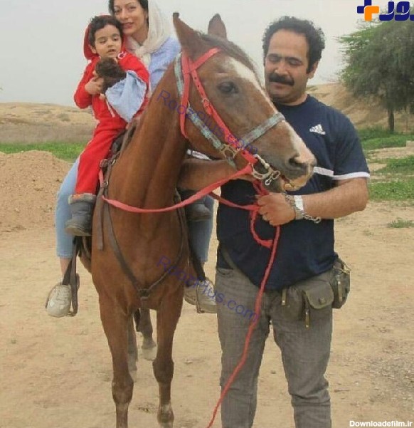 عکس/اسب سواری فامیل دور و خانواده اش
