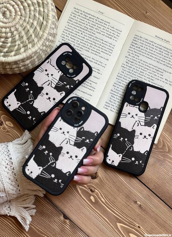 قاب موبایل گربه های کیوت سیاه و سفید محافظ لنزدار
