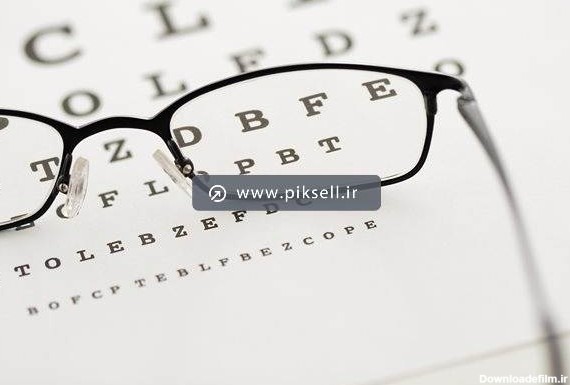 عکس با کیفیت از عینک طبی و علامت های چشم پزشکی