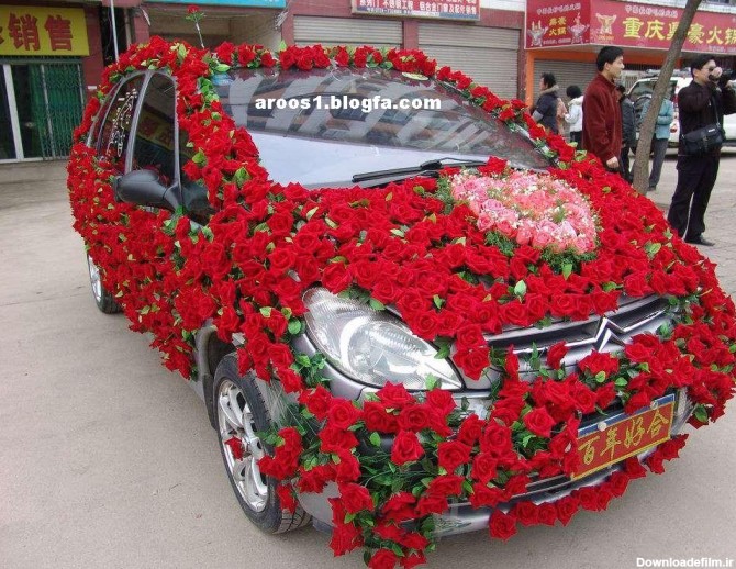 عکس ماشین عروس با گل رز قرمز