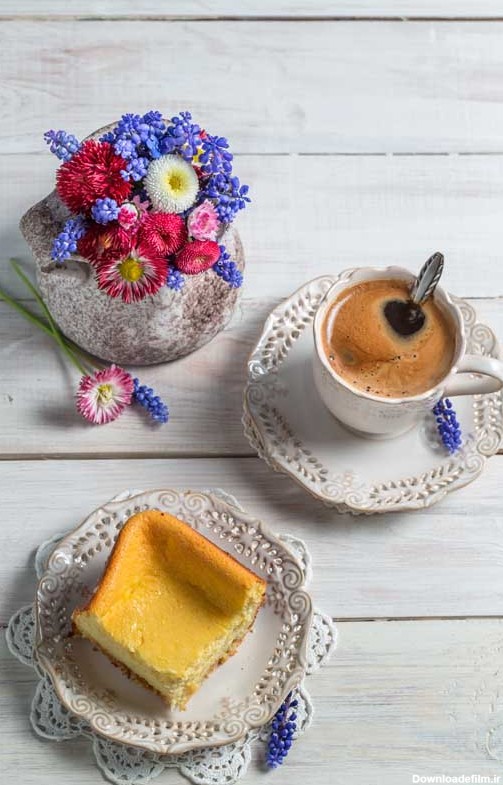 تصویر زیبا از قهوه و گل