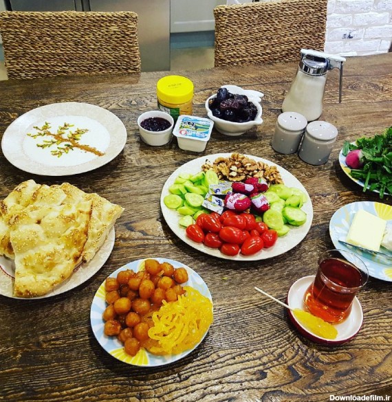 لیست غذا برای افطاری و توصیه‌های غذایی ماه رمضان را از اینجا ...