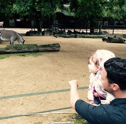 عکس / شاهرخ استخری و دخترش در باغ وحش