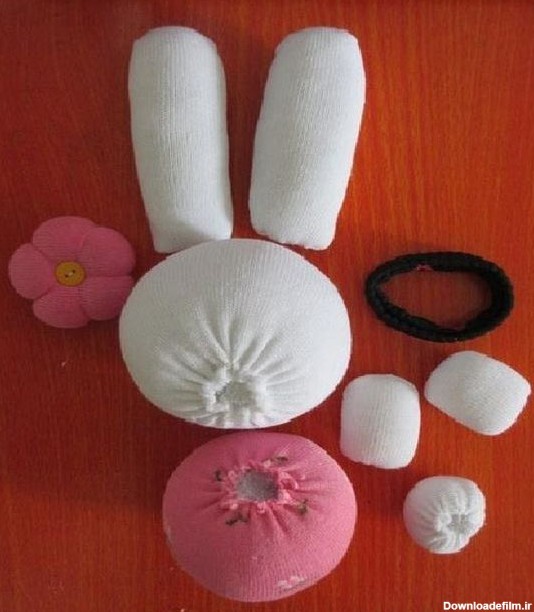با جوراب های قدیمی خود خرگوش های عروسکی بسازید!
