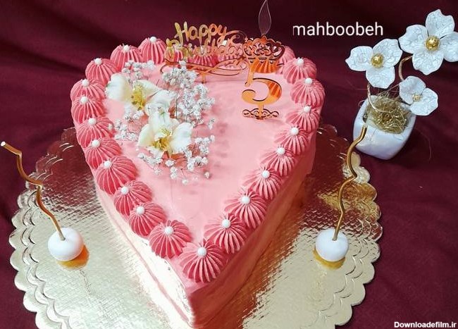 طرز تهیه کیک اسفنجی قلبی با گل طبیعی (کیک تولد دخترم) ❤ ساده و ...