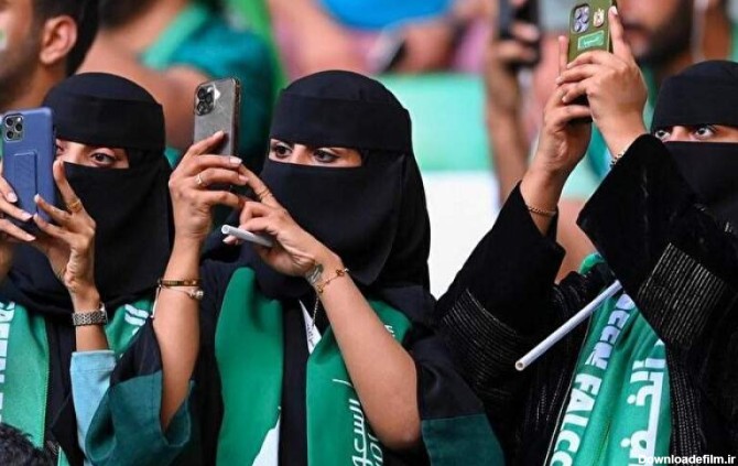 شادی زنان عرب در استادیوم‌های قطر - بهار نیوز