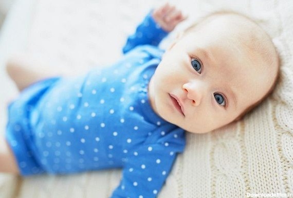 چرا رنگ چشم نوزادان بعد از تولد تغییر می‌کند؟