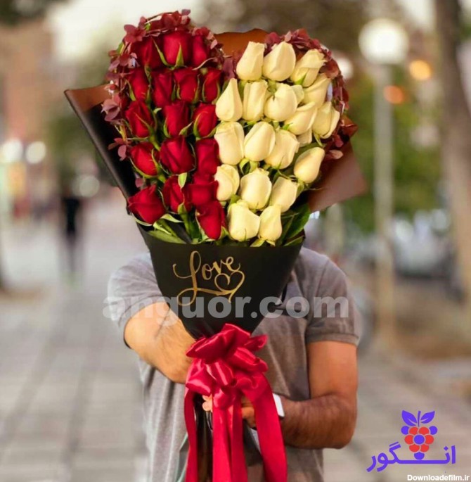 دسته گل دلسا عاشقانه ای با رز های سفید و قرمز به شکل قلب | سایت انگور