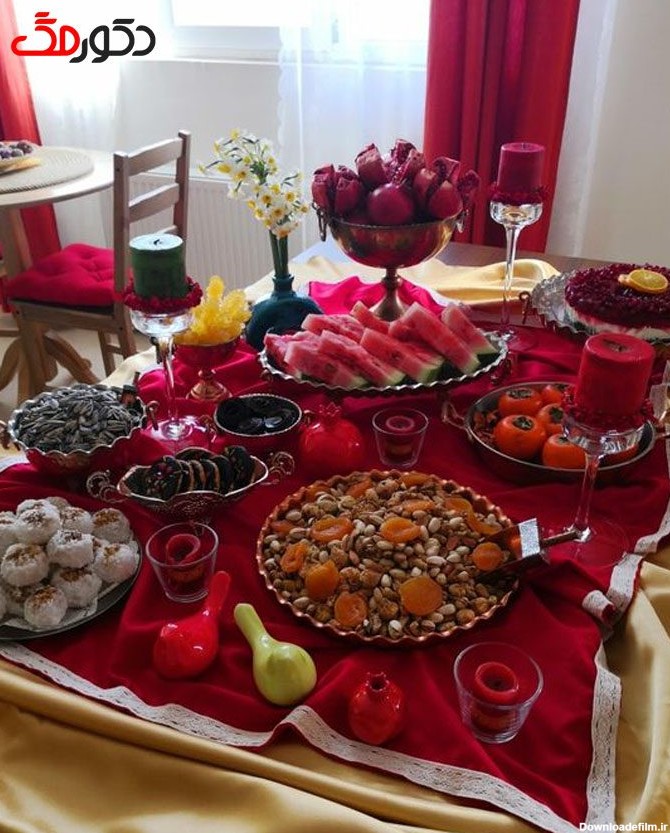 عکس چیدن سفره شب یلدا