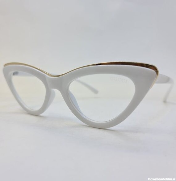 عکس از فریم عینک طبی گربه ای با رنگ سفید و طلایی برند گوچی مدل g10a