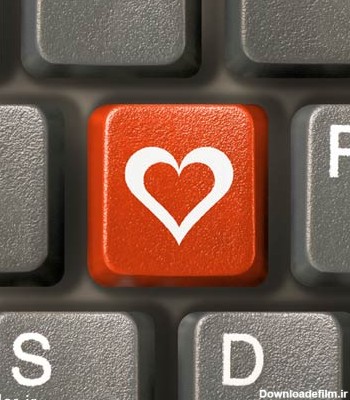 عکس کلید عشق در صفحه کیبورد