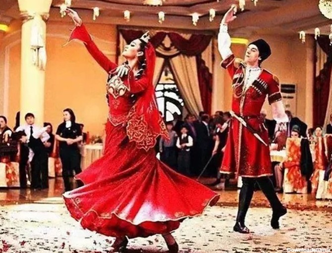 لباس‌ محلی تبریز - ارک توریسم