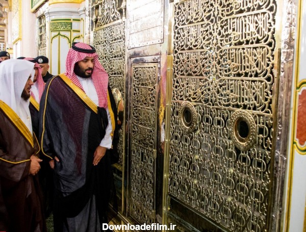 عکس/ پادشاه و ولیعهد عربستان در حرم پیامبر(ص) | سایت انتخاب