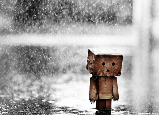 عکس دختر زیر باران برای پروفایل
