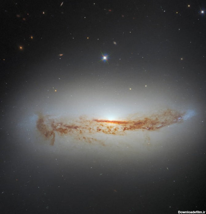 فرارو | تصویر جدید تلسکوپ هابل از کهکشانی با درخشندگی بسیار بالا