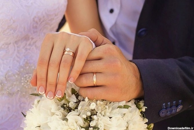 دلیل انداختن “حلقه ازدواج” در دست چپ و انگشت چهارم