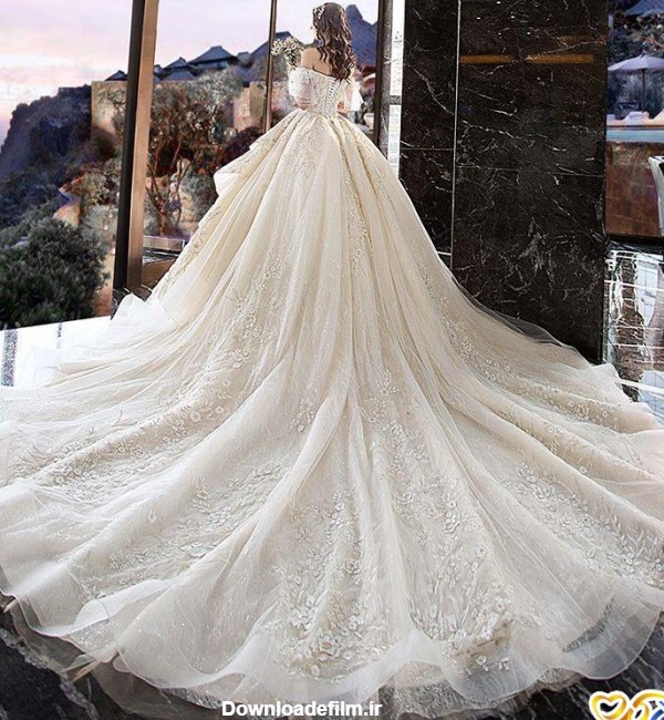 15 مدل لباس عروس با کار دست و مروارید دوزی شده