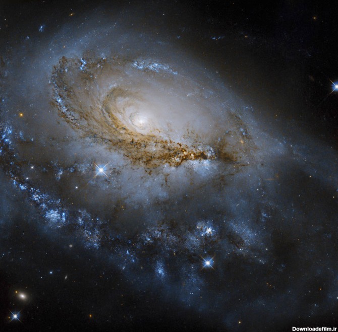 زیباترین تصویر از یک کهکشان مارپیچی توسط تلسکوپ هابل ثبت و منتشر ...