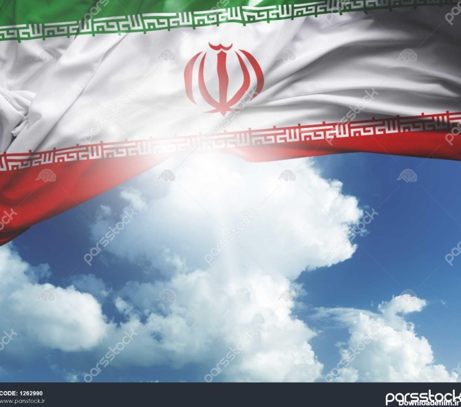 پرچم ایران در یک روز زیبا 1262990
