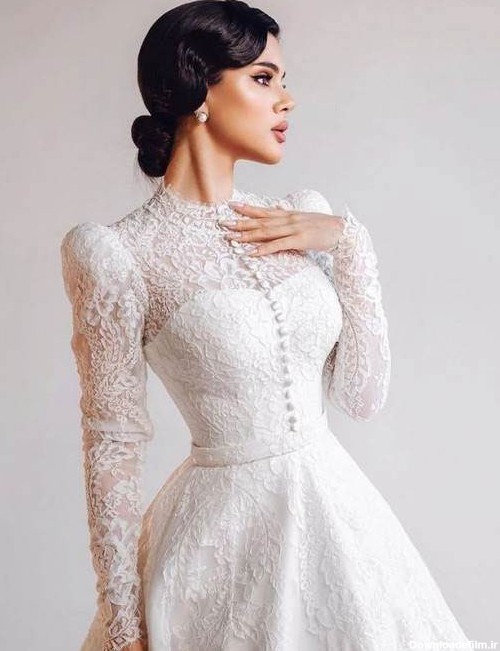 مدل لباس عروس ۲۰۲۳ آستین دار و دامن پرنسسی بسیار زیبا