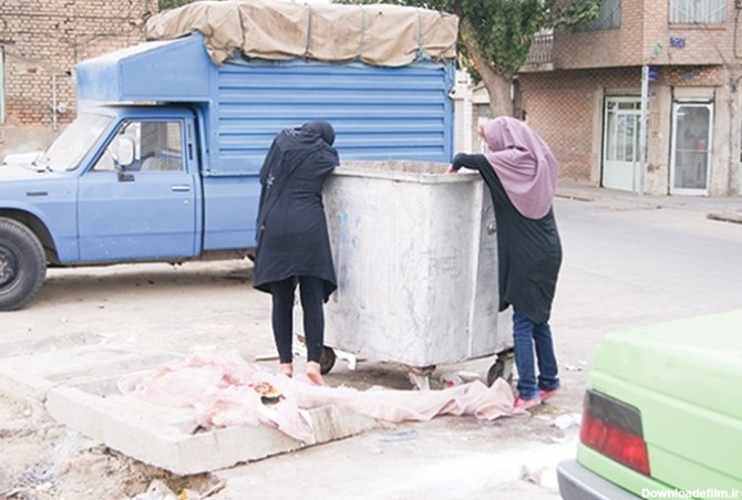 آسیب جدید تهران، زنان زباله گرد! /یک زن زباله‌گرد:شهرداری  نمی گذارد روزها کار کنیم/ عکس