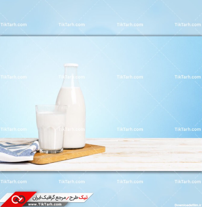 دانلود تصویر با کیفیت بطری شیشه ای شیر