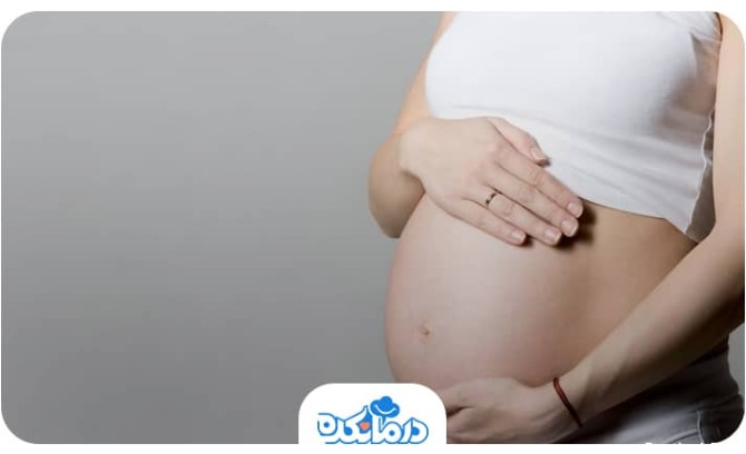 پایین آمدن جنین در بارداری؛ علت، علائم و عوارض آن