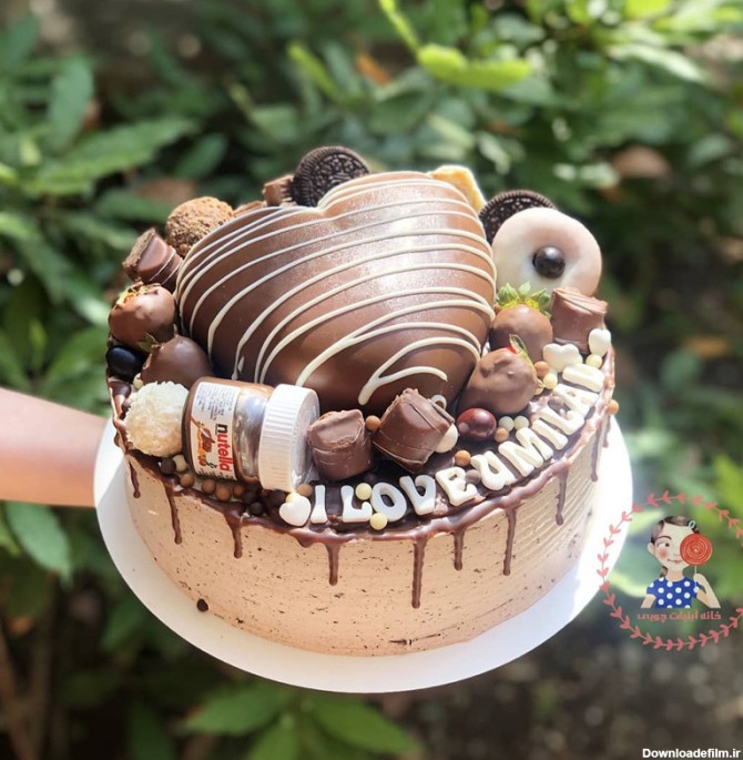 کیک خامه ای با دیزاین قلب شکلاتی بستنی و نوتلا - خانه آبنبات چوبی