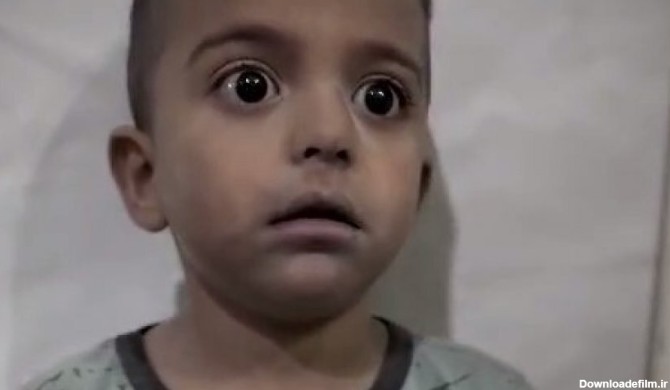 ببینید | صحنه‌ای دردناک از وحشت کودک فلسطینی در غزه