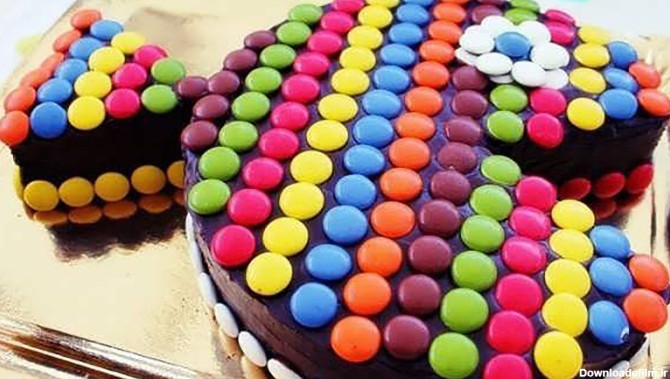 آموزش تزئین کیک تولد در خانه فقط با چند ترفند ساده + فیلم