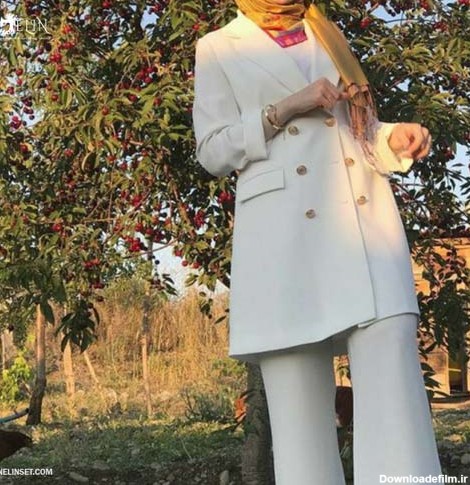کت و شلوار زنانه مجلسی سفید ست شده با شال طلای