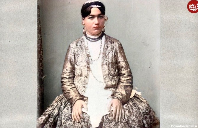 تصاویر رنگی کمتر دیده‌شده از چهرۀ زنان عصر قاجار+عکس‌ها