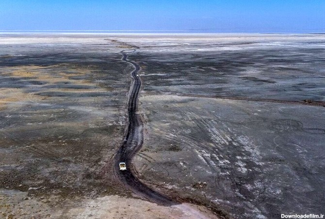 این تصاویر وخامت اوضاع دریاچه ارومیه را نشان می‌دهد