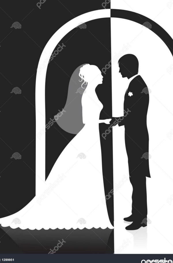 سایه ها سیاه و سفید از داماد و عروس به دست گرفته و ایستاده در زیر ...