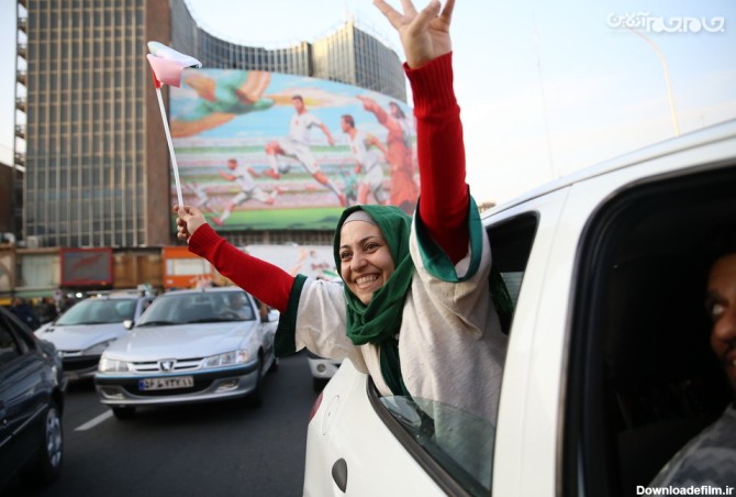 عکس و فیلم | شادی مردم بعد از پیروزی تیم ملی فوتبال