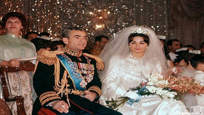 عروسی پر زرق و برق و گران قیمت فرح و شاه پهلوی در شب یلدا +
