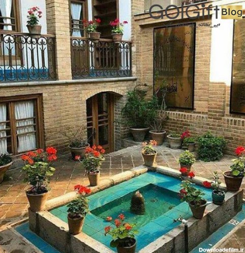 یک حوض آبی و گل های شمعدانی قرمز؛ عناصر اصلی خانه های ایرانی قدیمی ...
