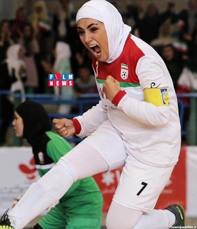 بازیگر زن ایرانی در نقش یك فوتبالیست +عکس