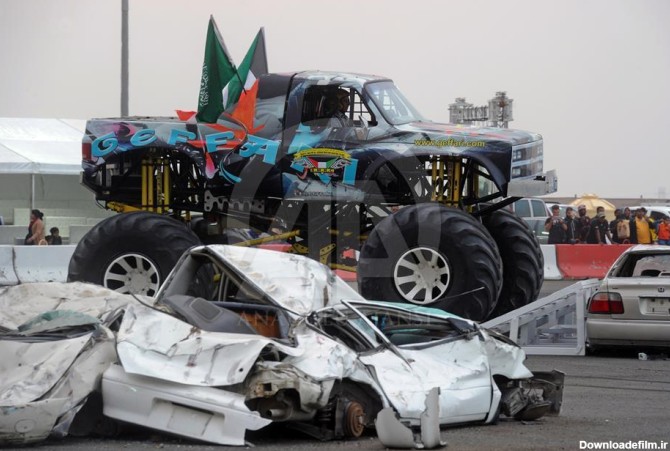 مسابقه رانش ماشین های اسپرت شده در کویت