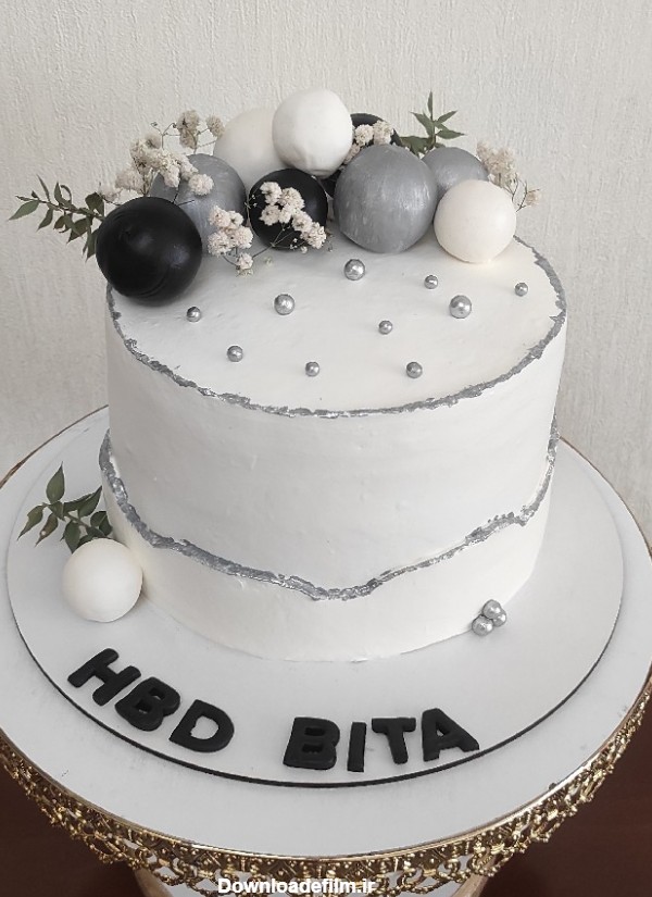 عکس کیک تولد سیاه سفید ساده
